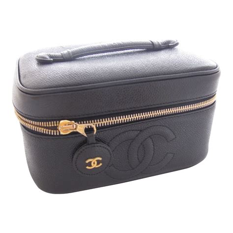 chanel cosmetic case bag